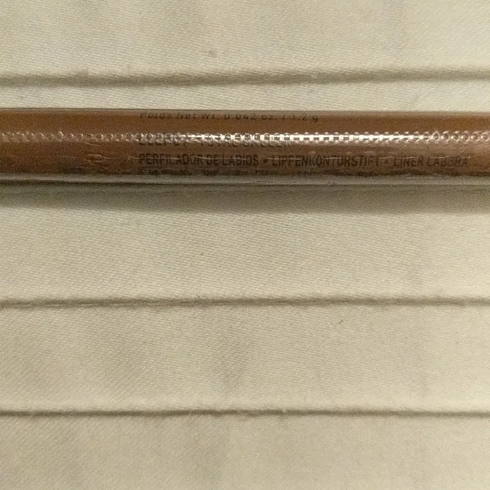 NWT Lip Liner